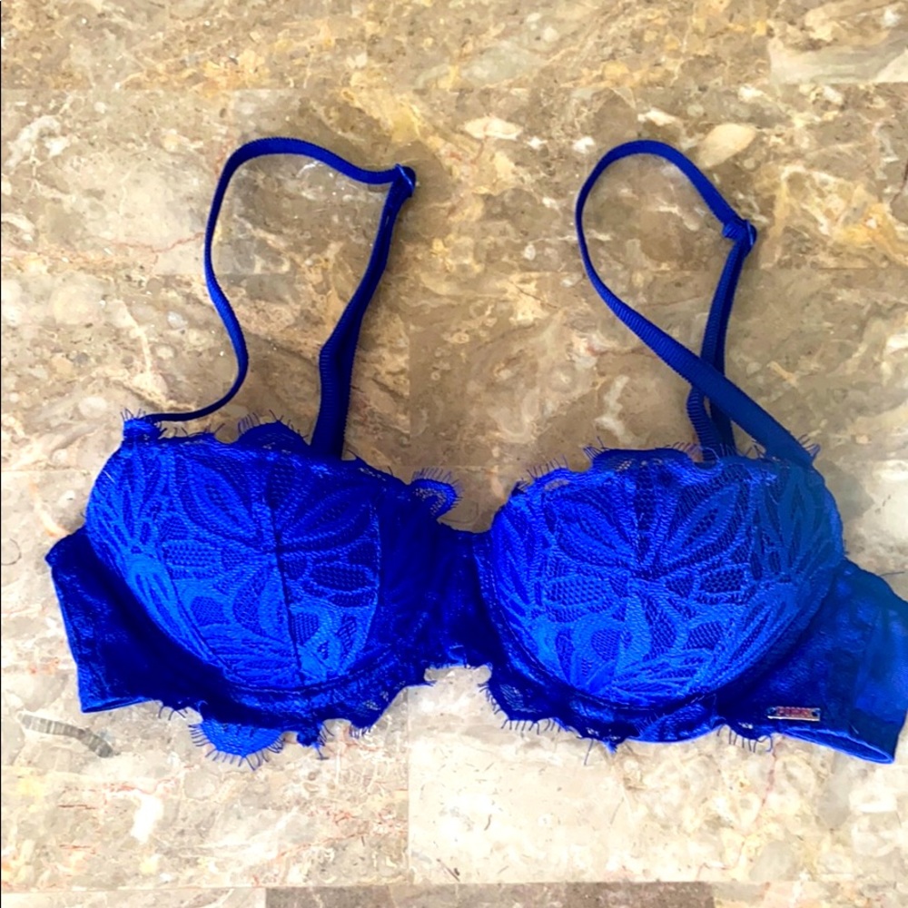PINK Victoria’s Secret Date Push-up Lace Bra